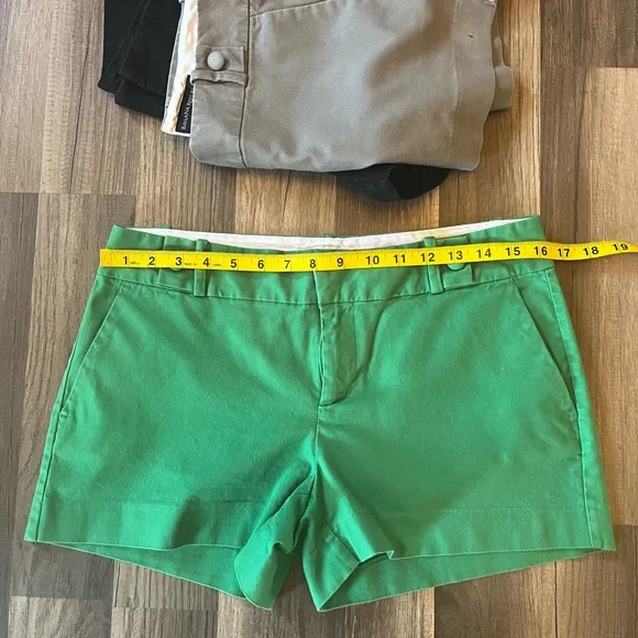 Banana Republic Bundle Classic Chino Shorts SZ 8 & 10 (7pair) - Picture 4 of 16